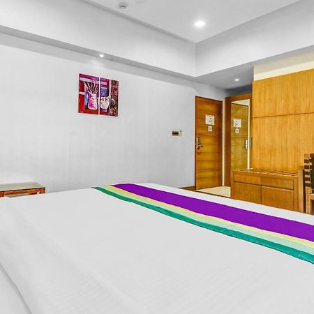 Medora Hotel Kozhikode Zewnętrze zdjęcie