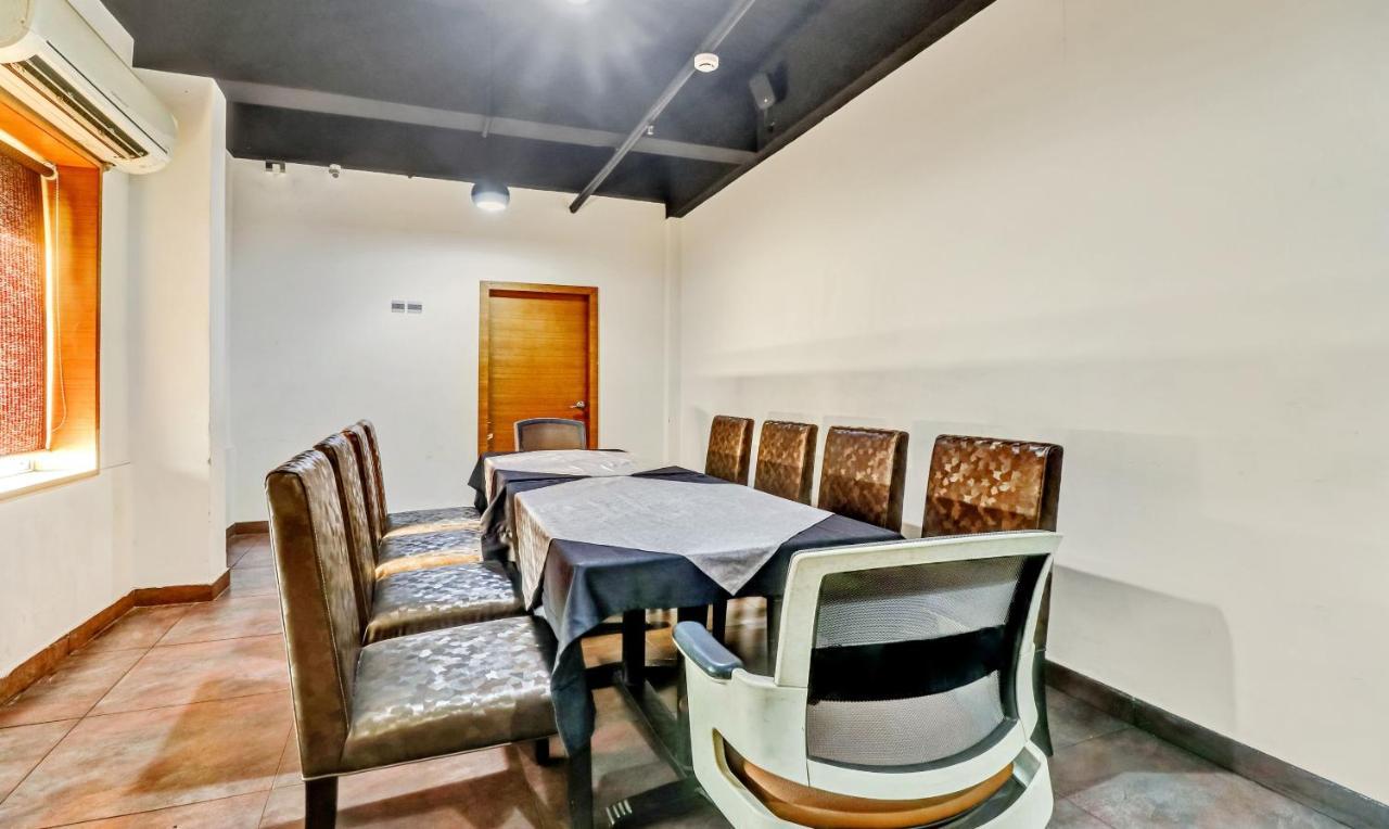 Medora Hotel Kozhikode Zewnętrze zdjęcie
