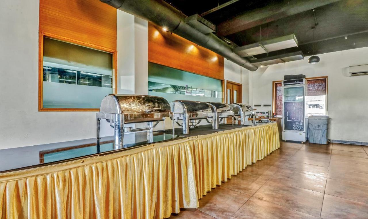 Medora Hotel Kozhikode Zewnętrze zdjęcie